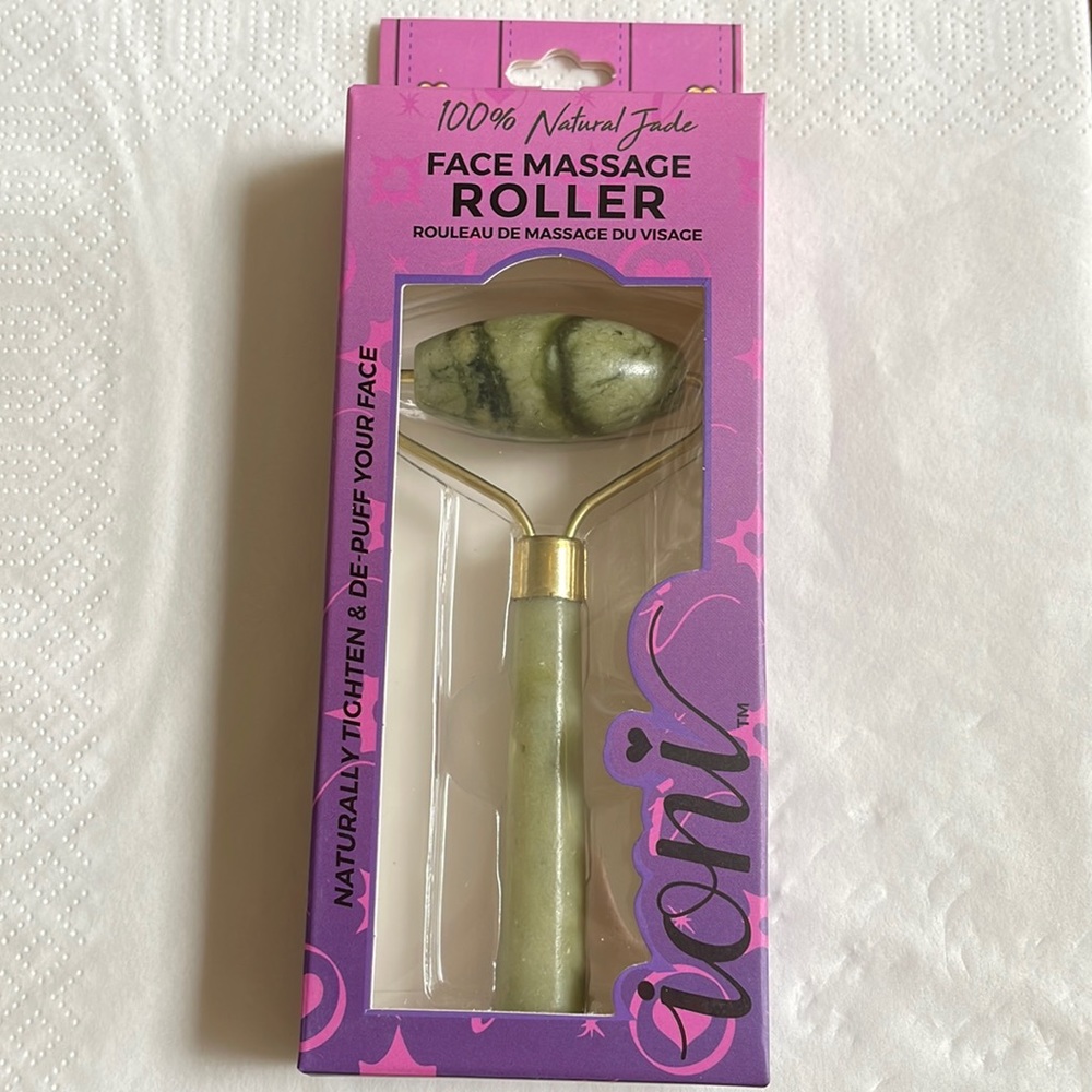 Ioni natural jade stone face massage roller NIB